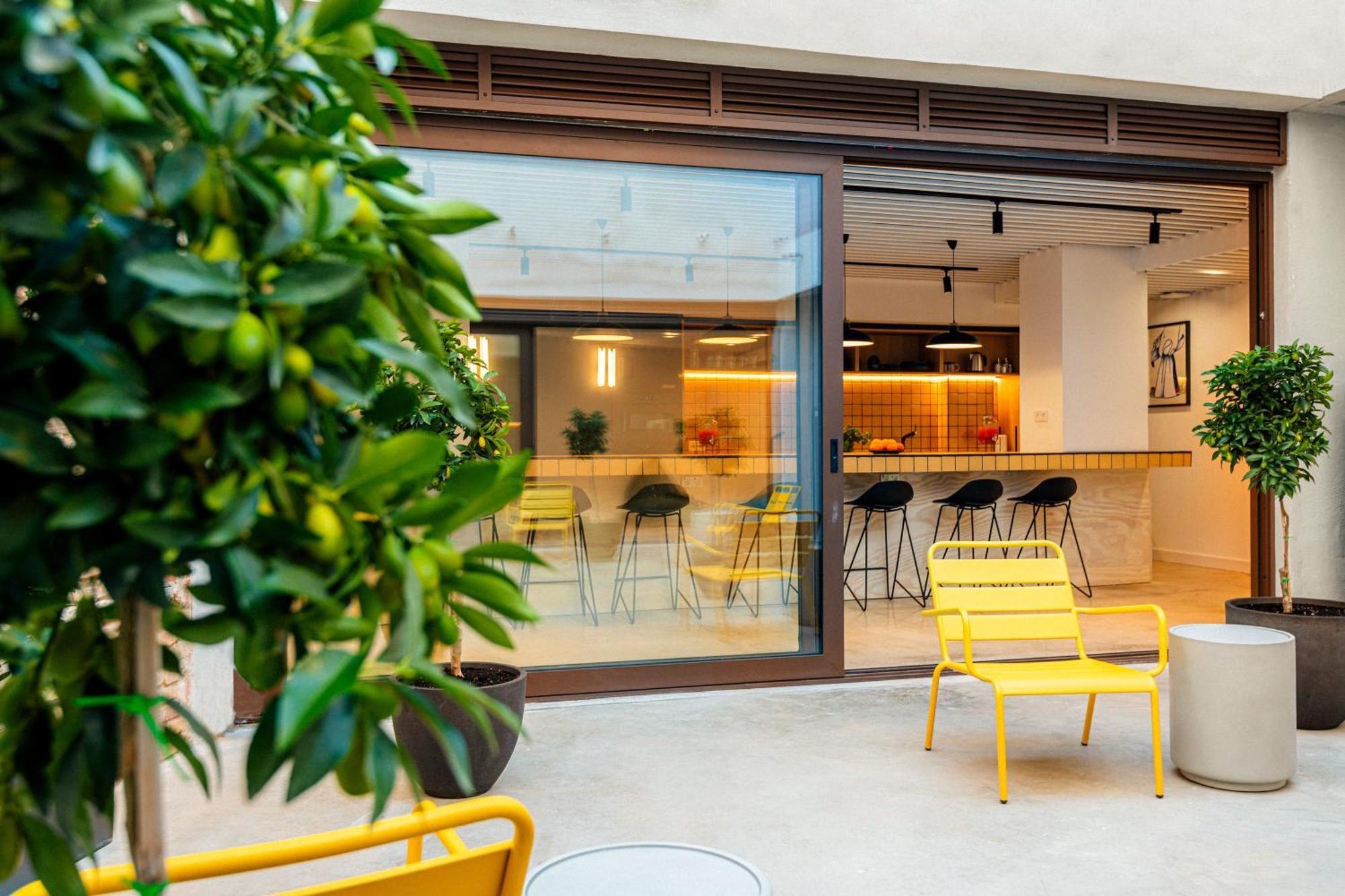 Colo Colo Hostel Valencia Eksteriør billede