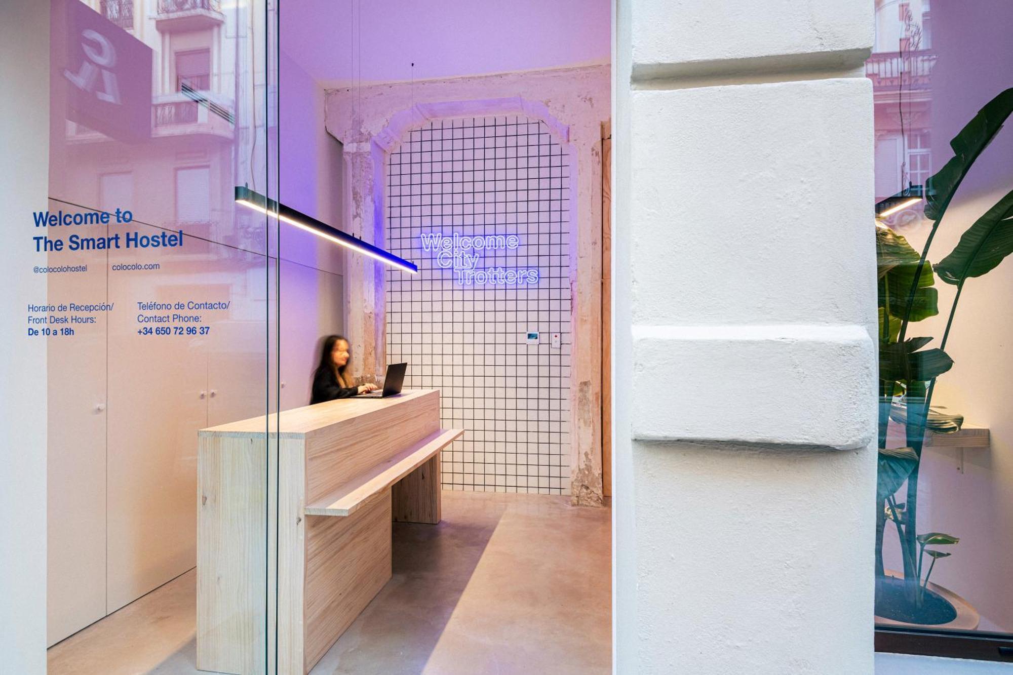 Colo Colo Hostel Valencia Eksteriør billede